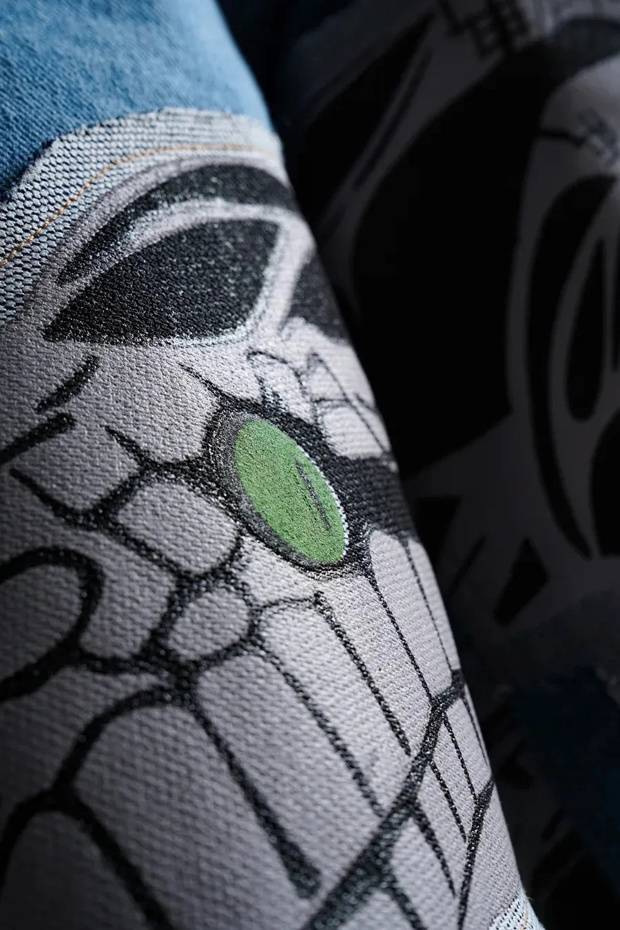 Serpentine Stitch Pants