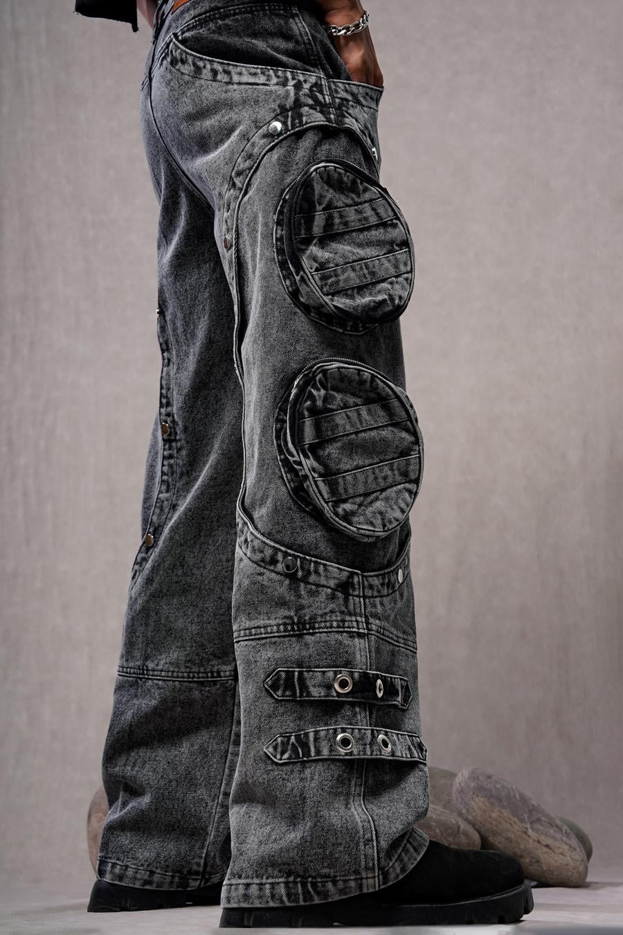 It's a Loop Cargo Denims