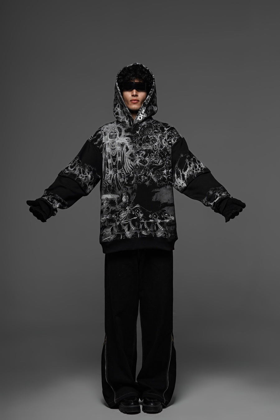 Sweatshirt Black Ranbhoomi