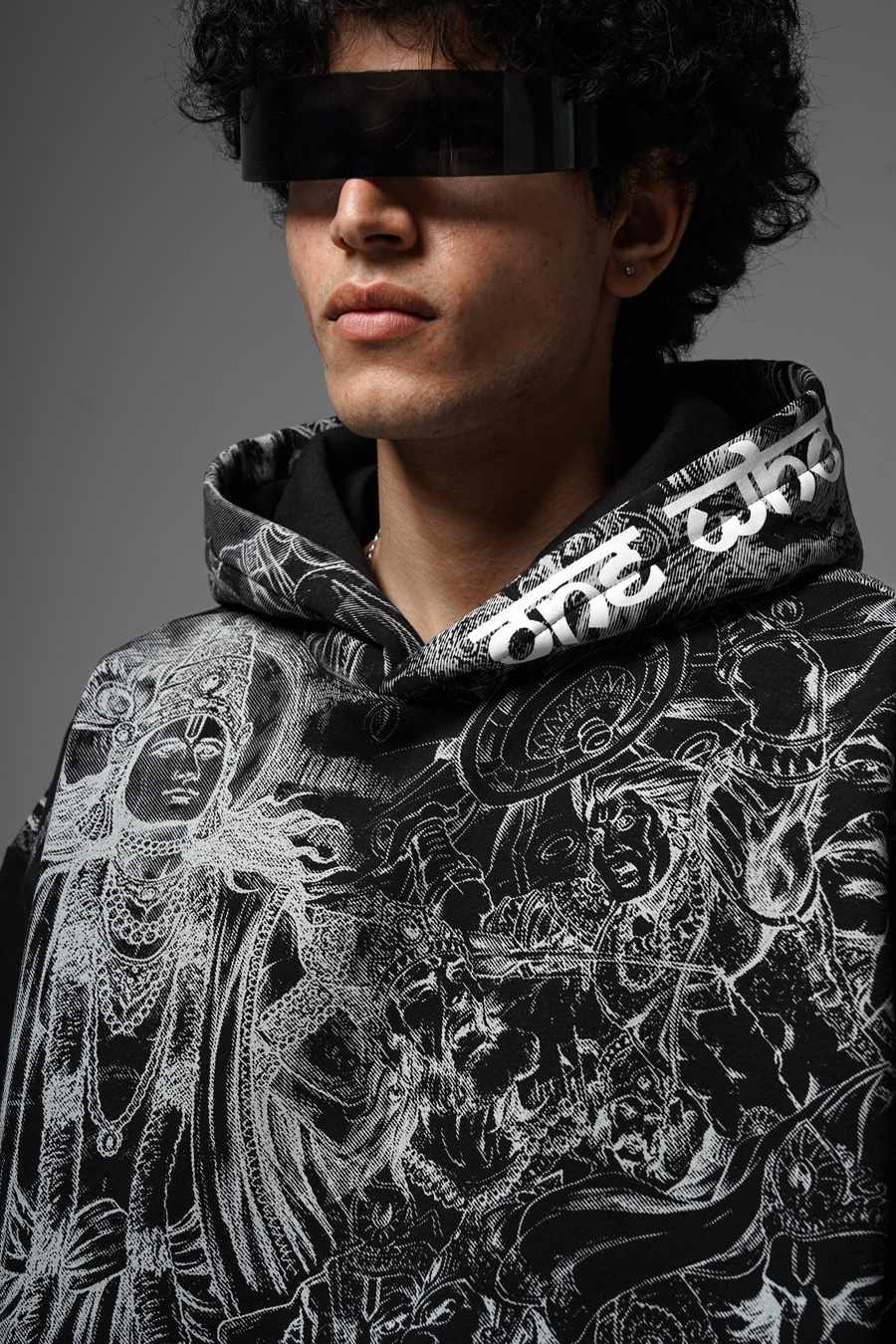 Sweatshirt Black Ranbhoomi