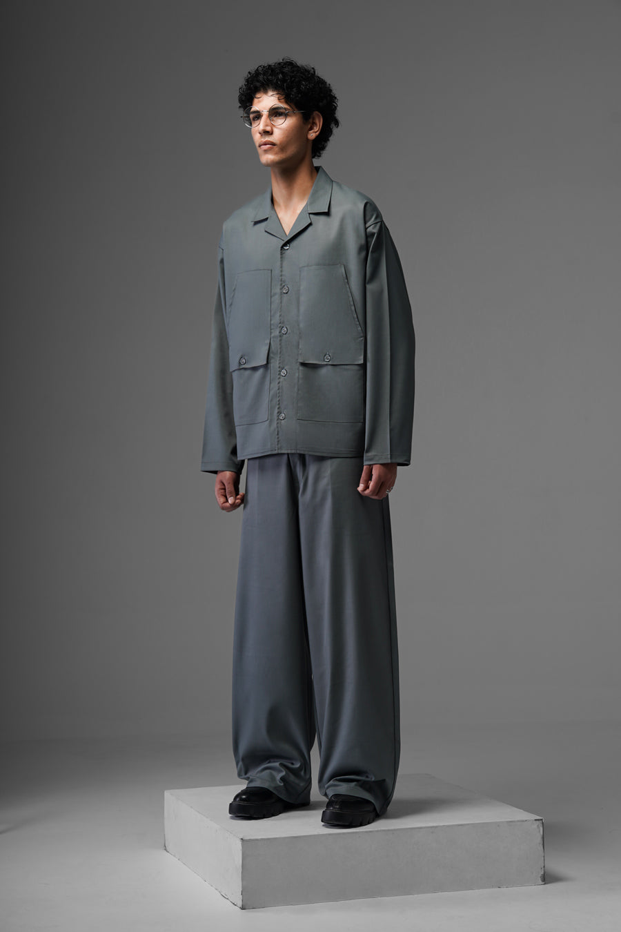 The Quiet Conductor Mid Grey Set