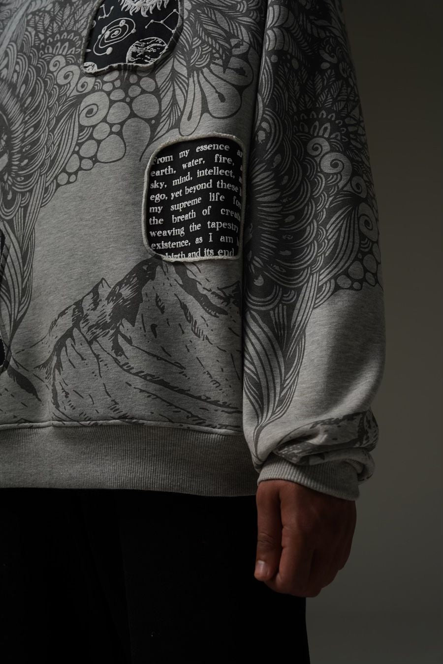Tatva Sweatshirt