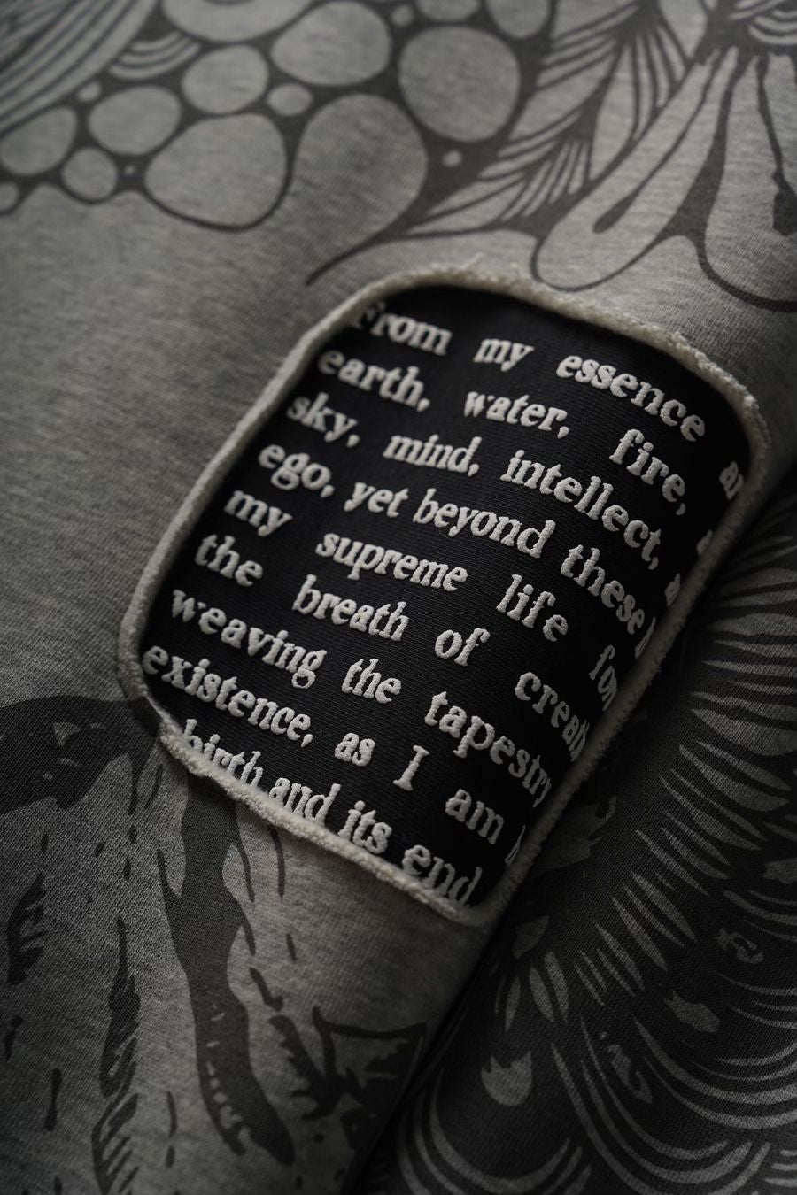 Tatva Sweatshirt