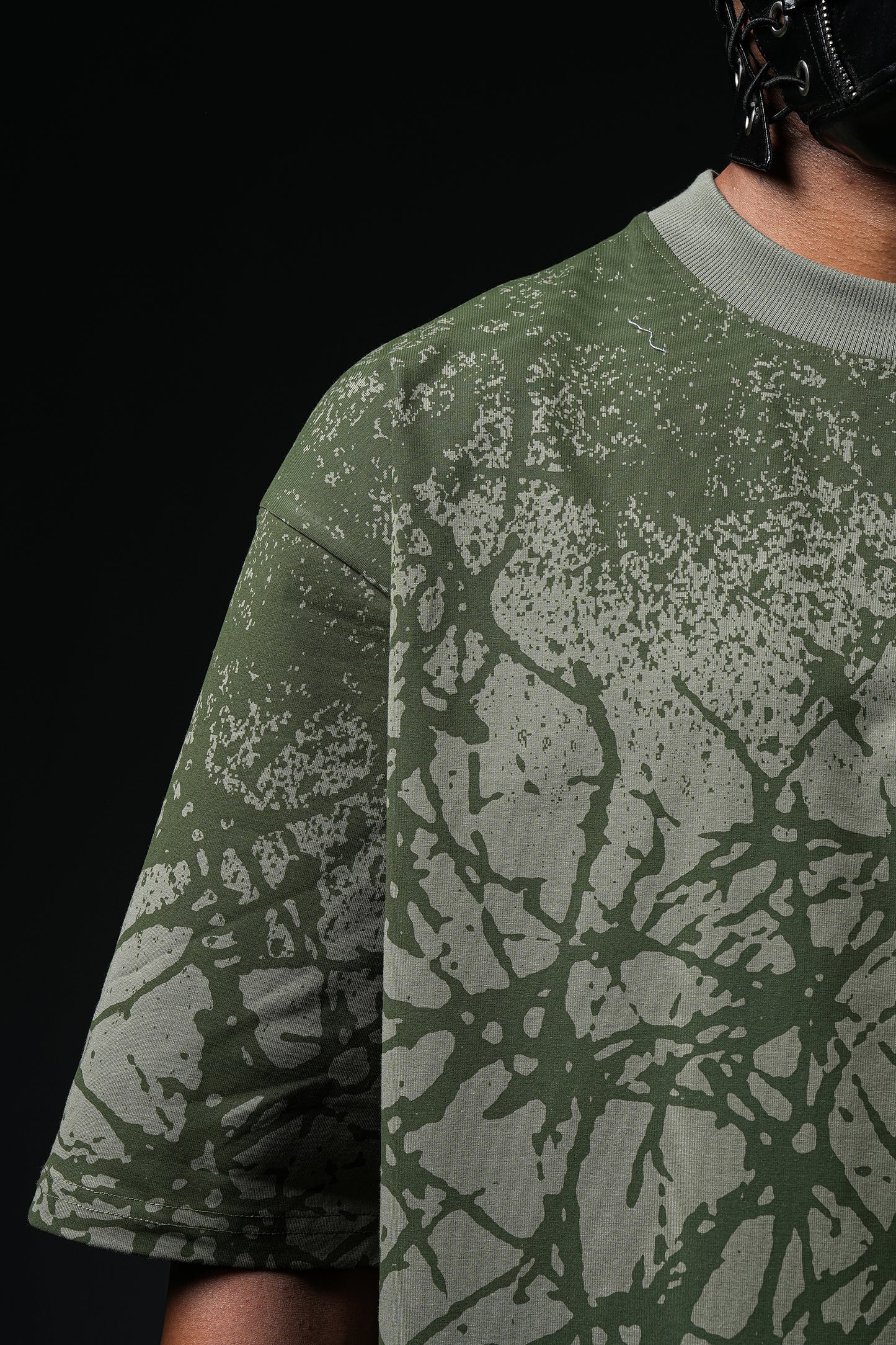 Scar Crowned T-shirt