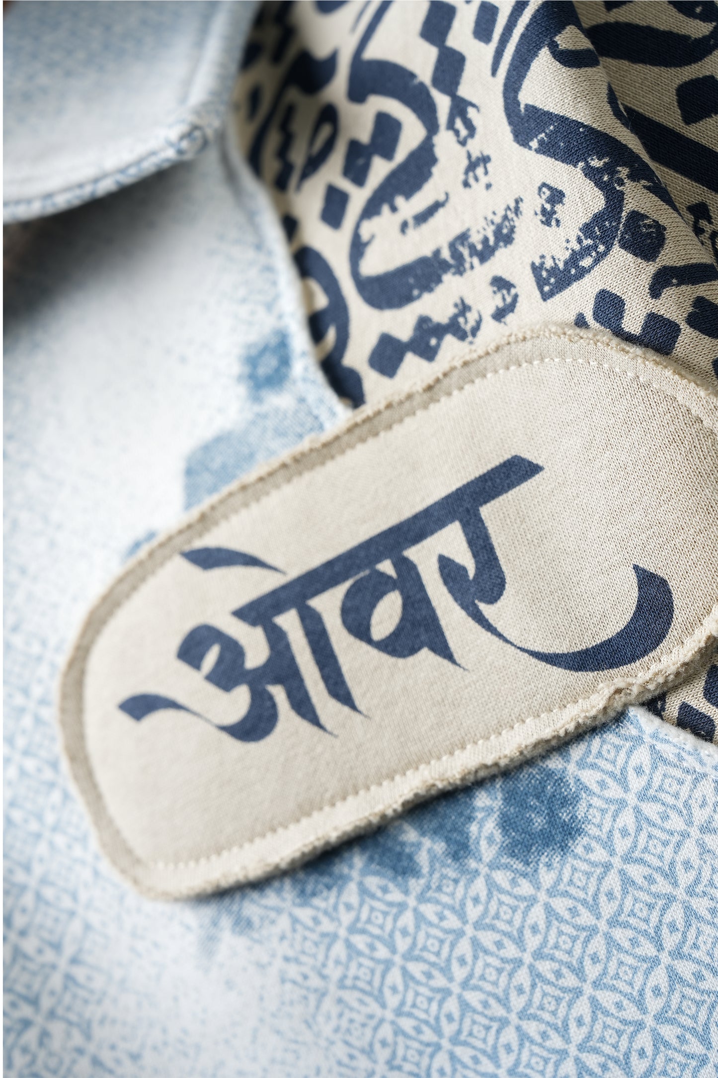 Ekanti-Kari Collared Sweatshirt