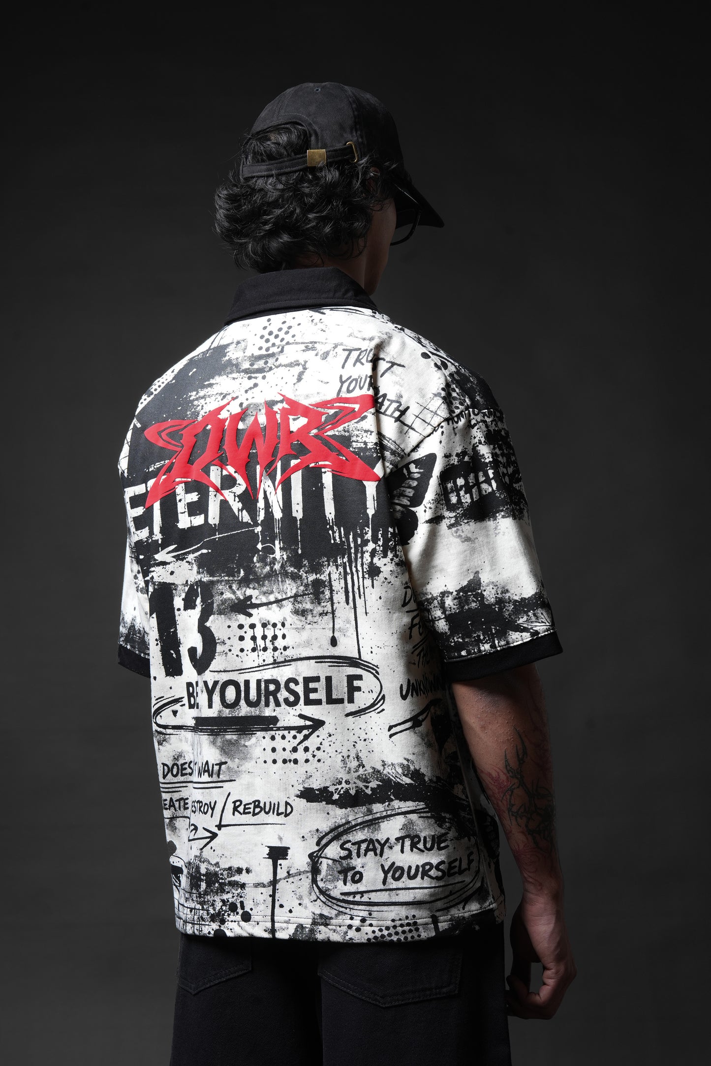 Be Yourself Collar T-shirt