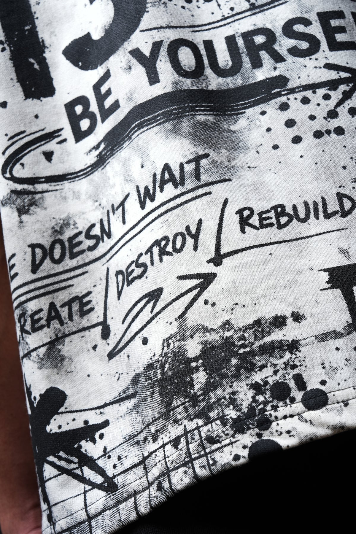 Be Yourself Collar T-shirt