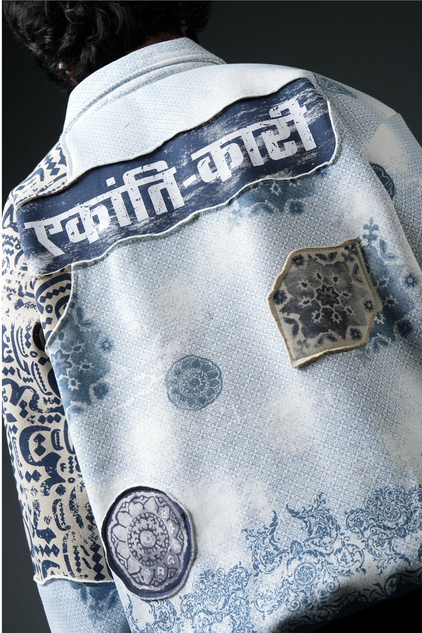 Ekanti-Kari Collared Sweatshirt