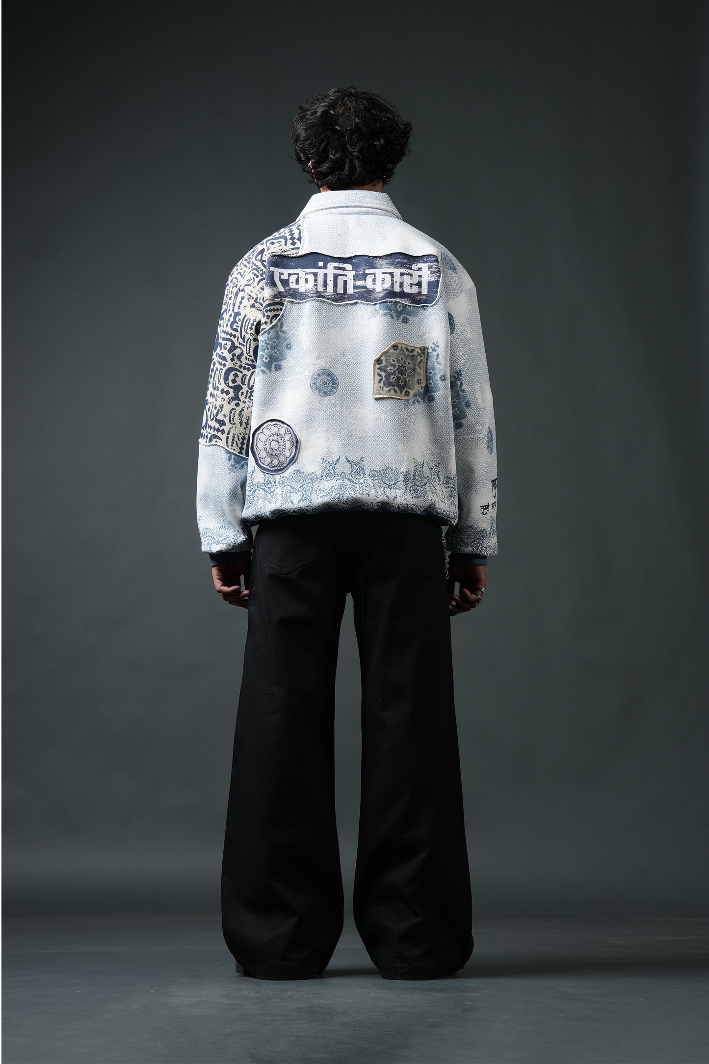 Ekanti-Kari Collared Sweatshirt