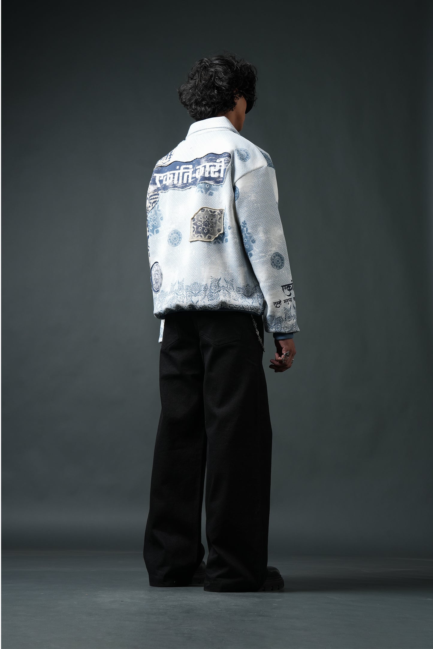 Ekanti-Kari Collared Sweatshirt