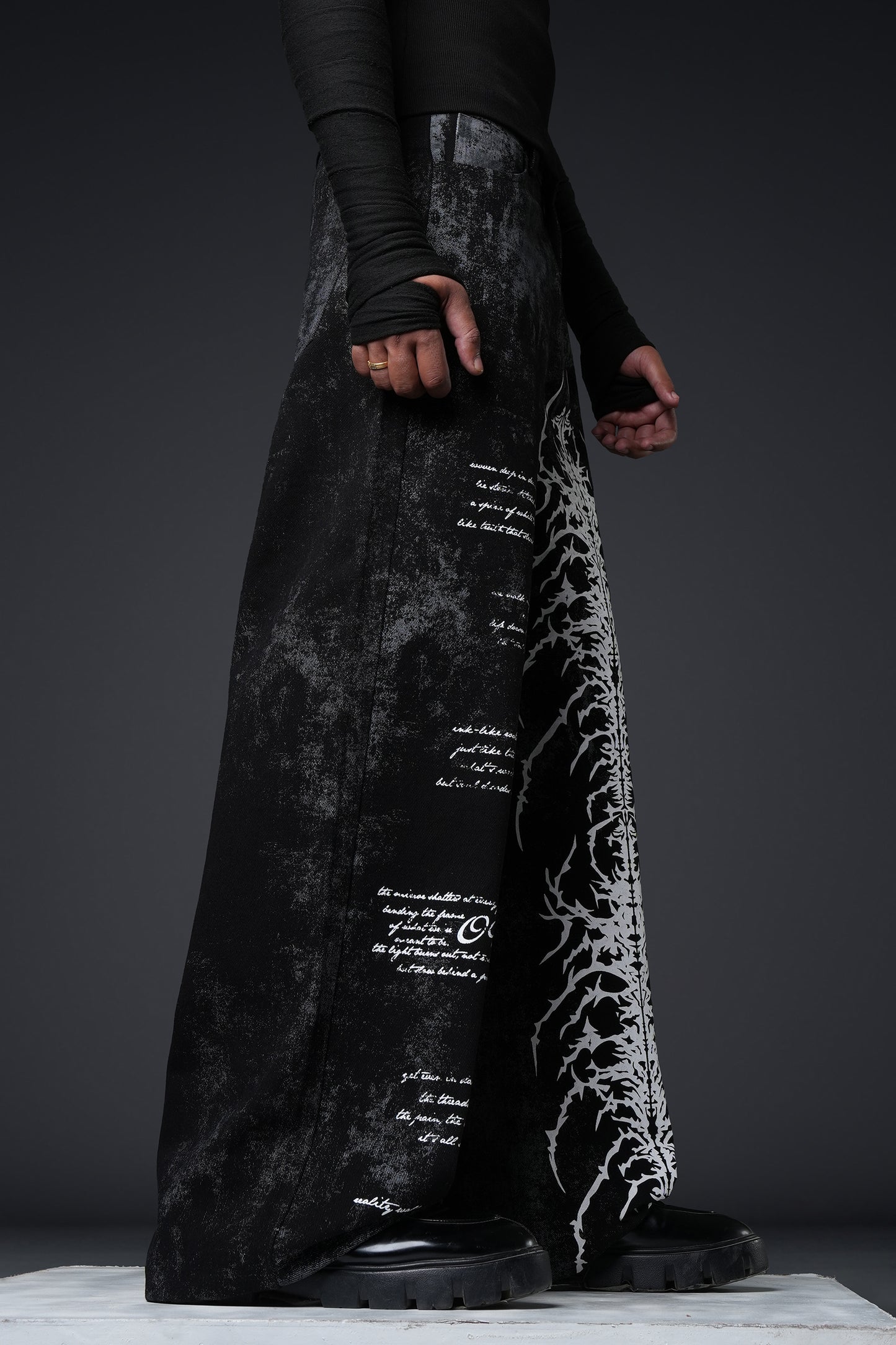 Vertebrose Denim