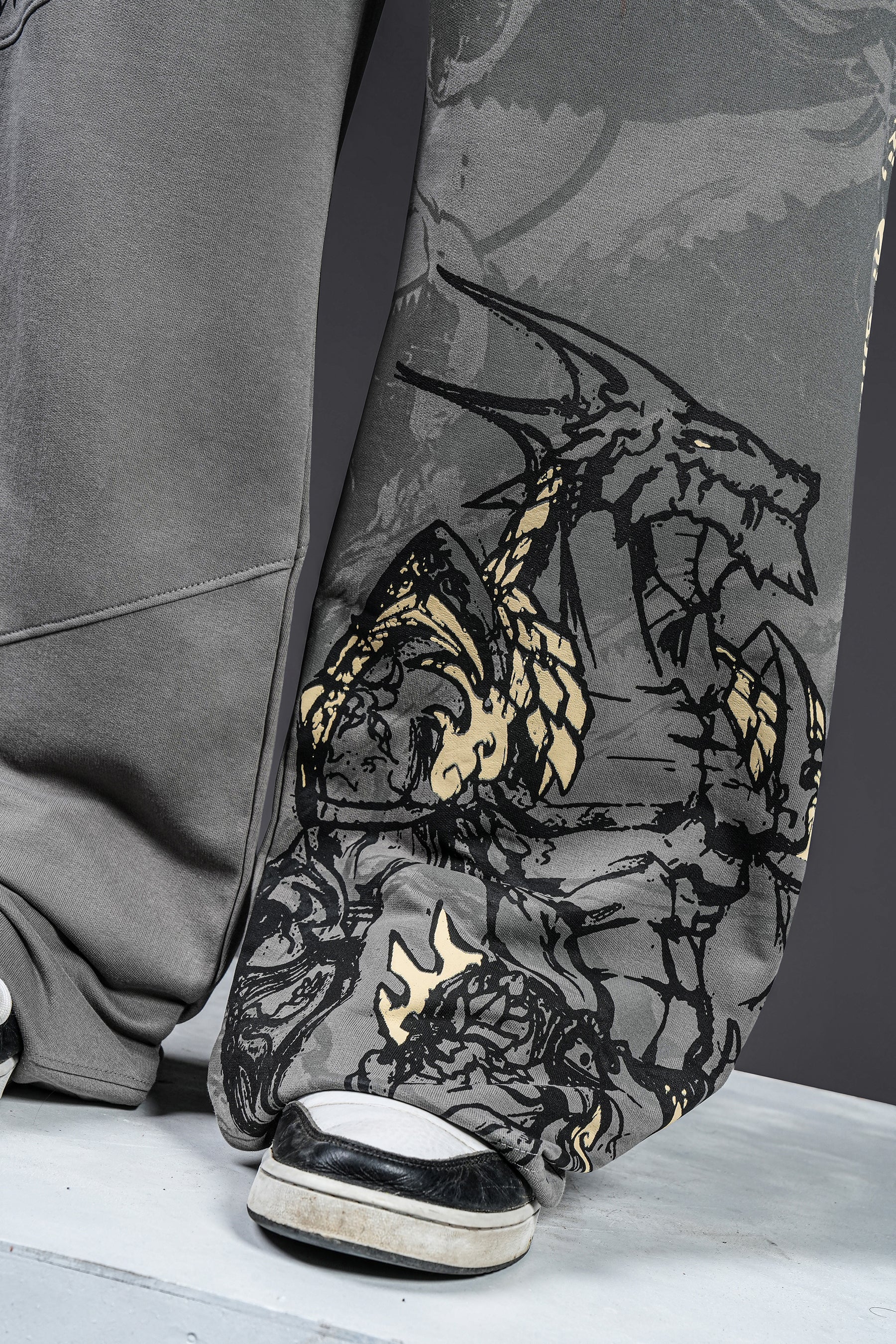 King Of Dragons Bottoms